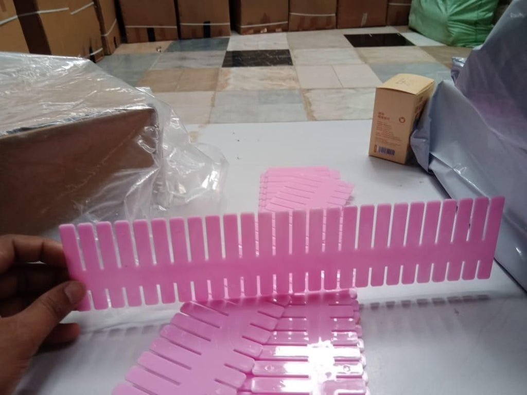 Adjustable drawer dividers set
8 pcs drawer organizer
Pink drawer separator grid
Plastic drawer storage divider
Kitchen drawer organizer
Makeup drawer organizer
Closet drawer divider
Space saving drawer organizer